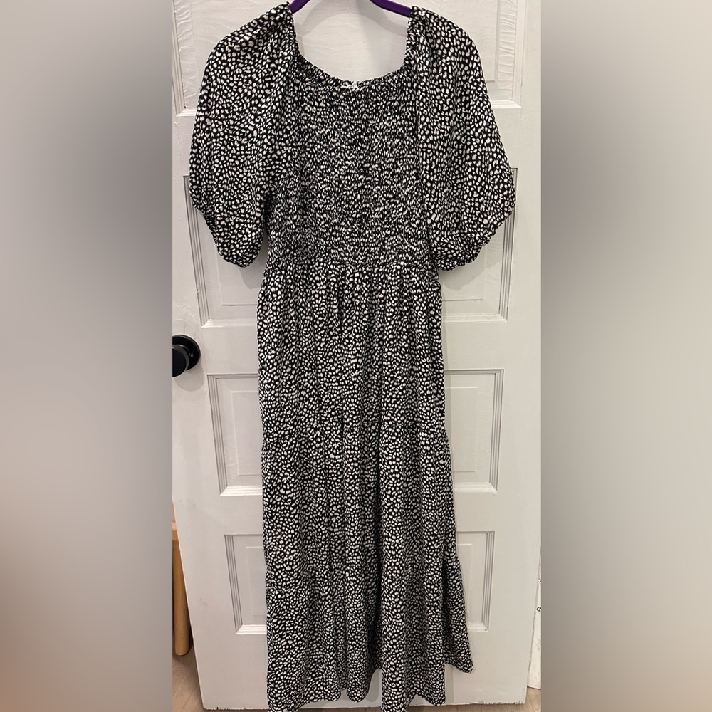 Polka dot maxi dress. Effortlessly chic yet playful has pockets.